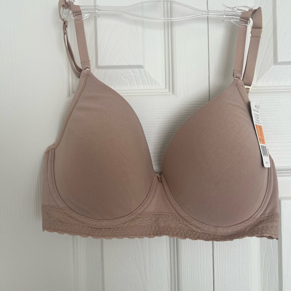 Natori Elegant Lace Trimmed Bra truly smooth  in Tan size 32DD